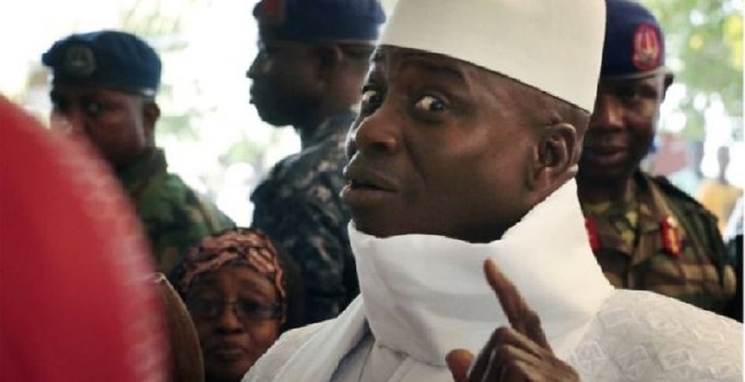 Gambiya'da seçimi kaybeden Yahya Jammeh'e 15 ülke son uyarısını yaptı