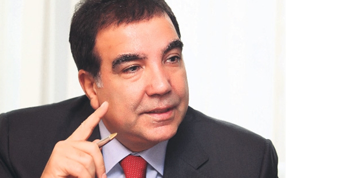 Erdoğan Toprak kimdir?