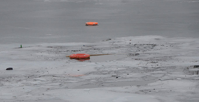 Eskişehir Porsuk'ta facia; 2 çocuk buz kırılınca suya gömülüp boğuldu | Son dakika haberleri