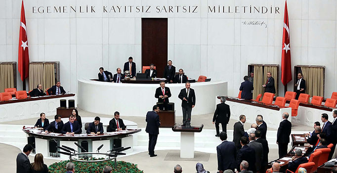 Anayasa teklifinin 18. maddesi kabul edildi