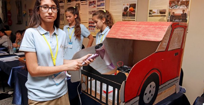 MEB, yeni müfredatla 'mucit çıkaracak'