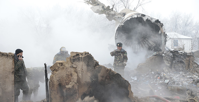 Türk kargo uçağı Kırgızistan'da düştü: 37 kişi hayatını kaybetti | Son dakika haberleri