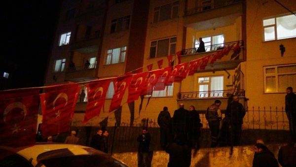 Diyarbakır Sur şehidi Miraç Kadir Özcan'ın acı haberi Trabzon'a düştü | Son dakika haberleri