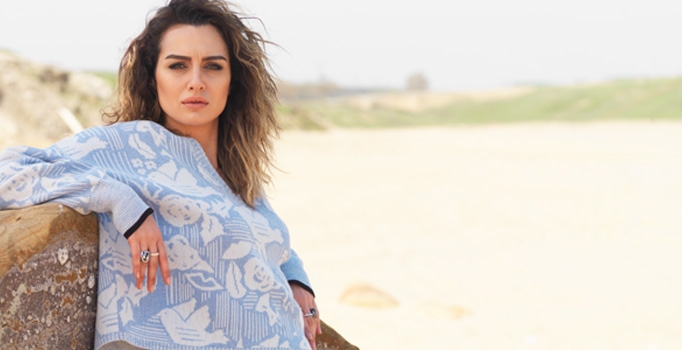 Birce Akalay Evli ve Öfkeli!