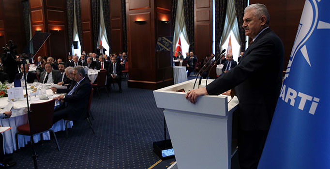 Yıldırım'dan milletvekillerine "Anayasa" teşekkürü