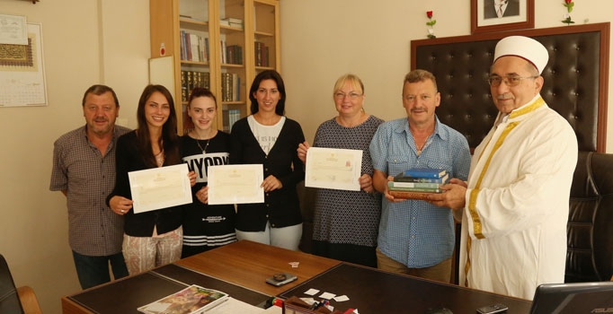 Kastamonu'da Karin Heinrich ve 3 kızı Müslüman oldu