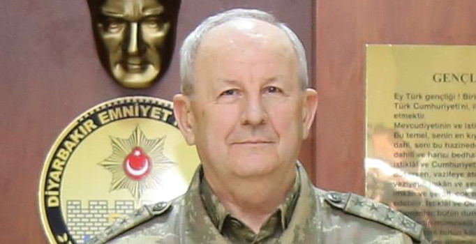 Cuntacı general Huduti’nin  oyununu polis bozdu