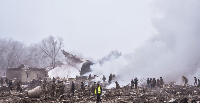 Uçak kazasında hayatını kaybedenlerin cenazesi Türkiye’ye getiriliyor