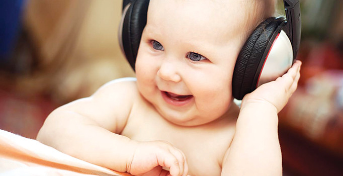 Tekno müzik tüp bebekleri büyütüyor