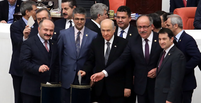 Anayasa teklifinin 11. maddesi kabul edildi | Son dakika haberleri