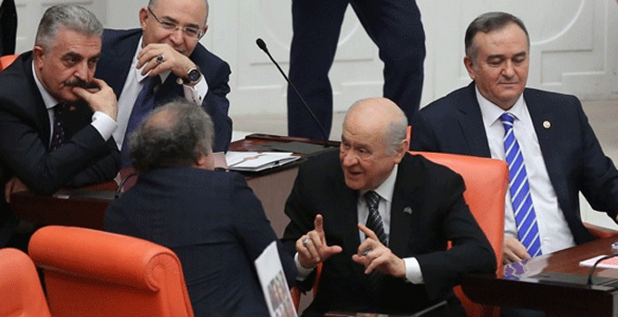 Bahçeli ve HDP'li vekil Yıldırım arasında Said-i Nursi sohbeti