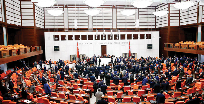 TBMM 41 tasarı onaylayarak rekor kırdı