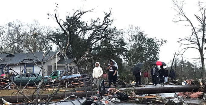 ABD'de olumsuz hava şartları: 15 ölü