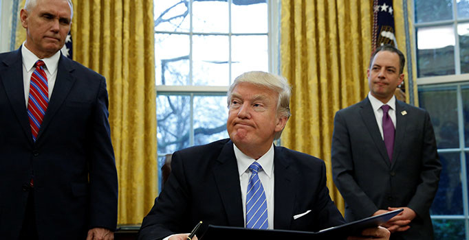 Trump, BM fonlarını da kesecek