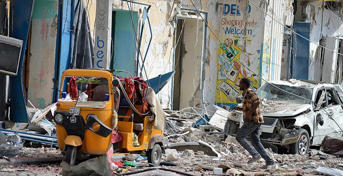 Somali'de bombalı saldırı: 12 kişi hayatını kaybetti, 25 yaralı | Son dakika haberleri