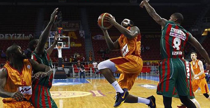 Cimbom'a playoff yolunda Kaf-Kaf darbesi