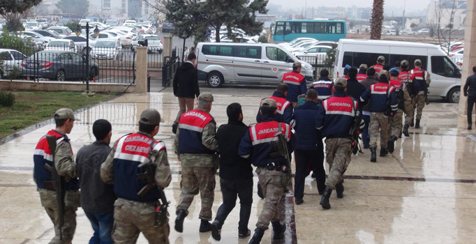 Sosyal medyada terör propagandasına 11 tutuklanma