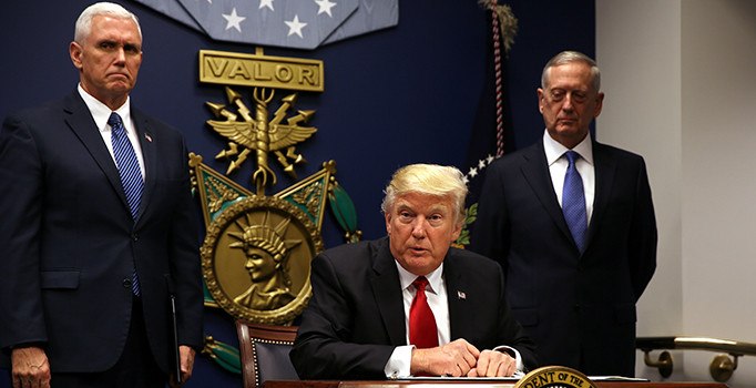 Trump'a başsavcı tepkisi: 16 eyaletten kınama geldi