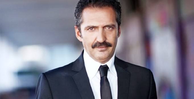 Ünlülerden "Güçlü bir Türkiye için EVET" kampanyasına destek