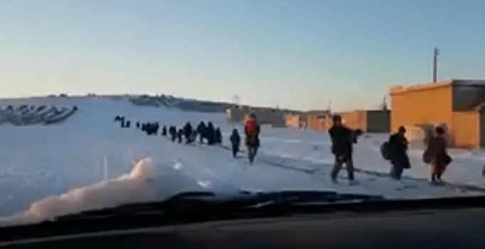 El Bab'dan göç edip Fırat Kalkanı'na sığınıyorlar