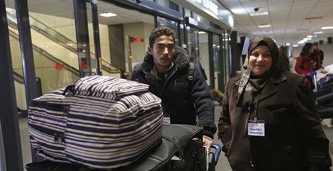 Trump'ın kararı AHL'de göçmenlerin uçuşuna engel oldu