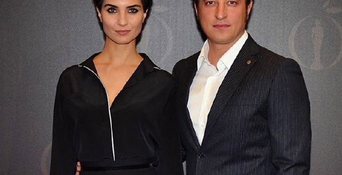 Tuba Büyüküstün ve Onur Saylak boşanıyor