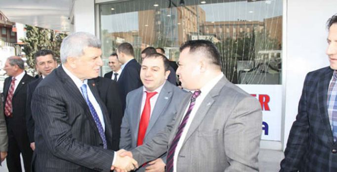 Kocaeli Gebze’de iş adamı Osman Ölmez evinde ölü bulundu