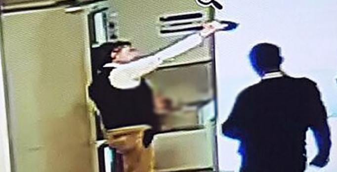 Hastanede 'cesetle selfie’nin fotoğrafları ortaya çıktı