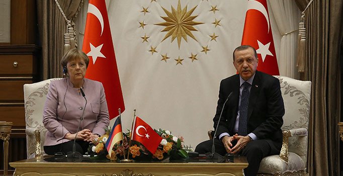Erdoğan- Merkel görüşmesinin gündeminde terör vardı: Örgütlere göz yumulması müttefiklikle bağdaşmaz