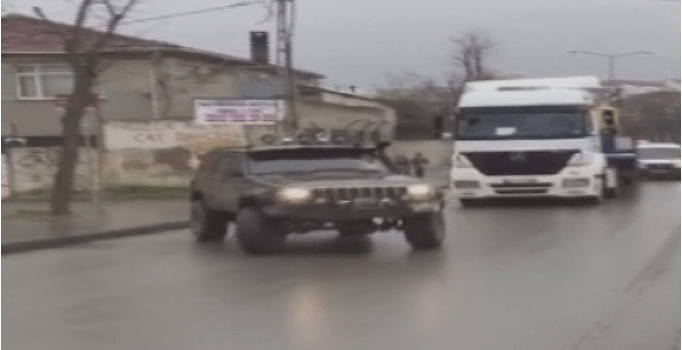 Ümraniye'de lüks cipli trafik magandası