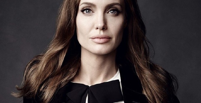 Angelina Jolie'den, Trump'ın vize yasağı ve mülteci politikasına tepki