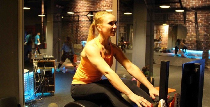 Ukraynalı gelin kanseri sporla yendi spor eğitmeni oldu