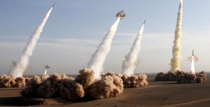 İran'dan ABD yaptırımlarına 'füze denemesi' misillemesi | Dünya haberleri