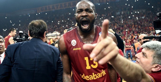 FIBA'nın basketbola dönüş izni verdiği Stephane Lasme: Galatasaray'a dönmem şüpheli