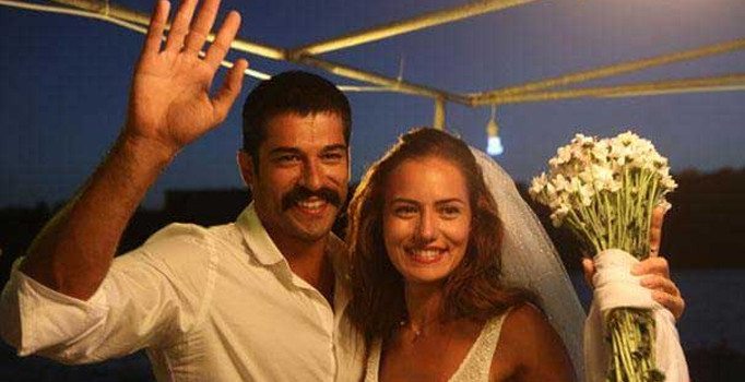 Burak Özçivit ve Fahriye Evcen balayı konusunda anlaşamadı