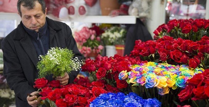 14 Şubat Sevgililer Günü'ne özel kampanyalar sınır tanımıyor