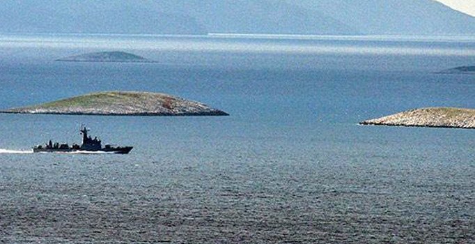 Türk askeri Kardak'ta ilk kez bunu yaptı!