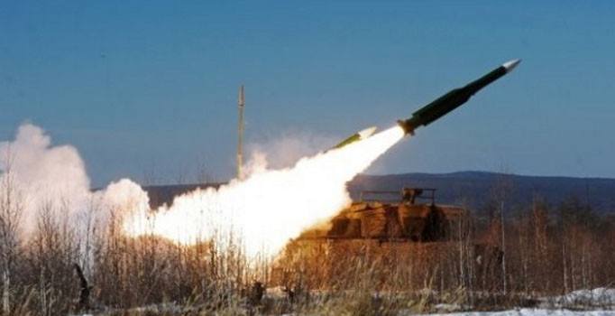 İran ve Çin'in ardından şimdi de Rusya tatbikata başladı