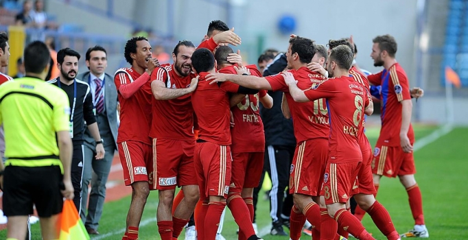 Kardemir Karabükspor evinde 3 puanı kaptı