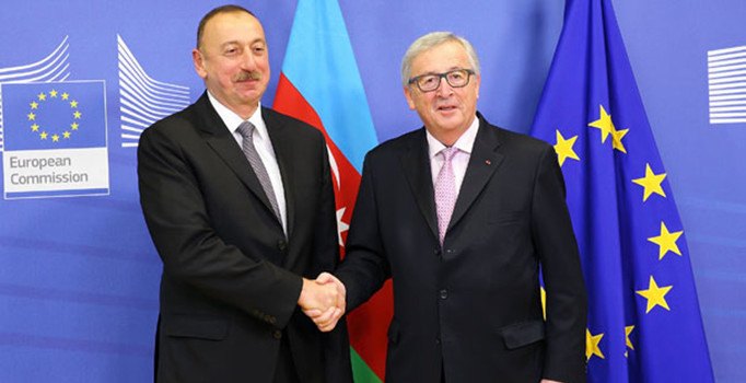 AB ve Azerbaycan 28 yıllık Ortaklık ve İşbirliği Anlaşması'nın güncellenmesi için anlaşmaya vardı