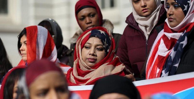 ABD'de ırkçılık rüzgarı: Müslümanlar ve Meksikalılar alt sınıftır