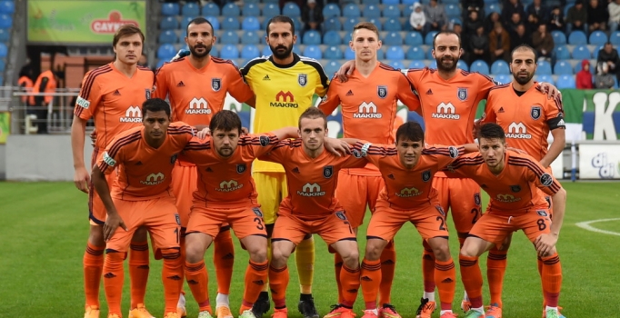 Başakşehir'de Volkan Babacan 4 yıllık sözleşmeye imza attı!