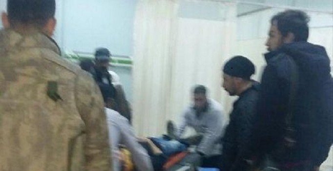 Askeri araç kaza yaptı 2 asker hafif yaralandı | Son dakika haberleri