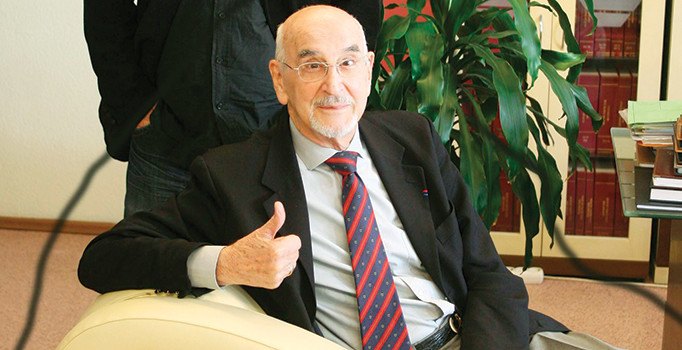 II. Abdülhamid’in torunu Bülent Osman, Fatih Camii Haziresi’ne defnedilmeyi vasiyet etmiş