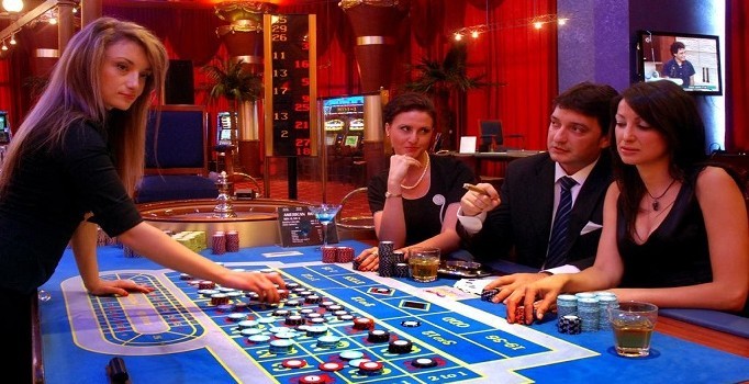 Filipinler'de siyasetçilerin karıştığı kumar skandalı patlak verdi