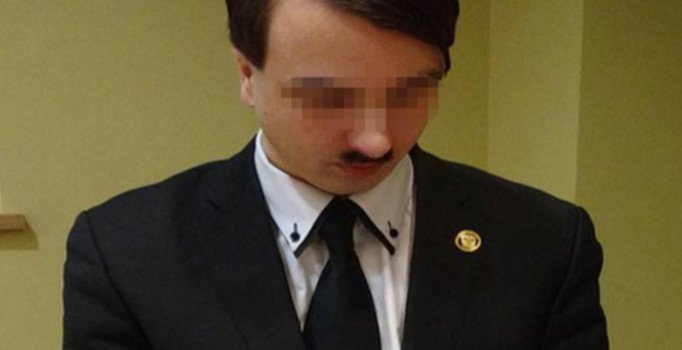 Avusturya'da kendini Adolf Hitler'e benzeterek kamu alanında dolaşan bir kişi gözaltına alındı