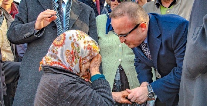 Deprem bölgesine 200 konteyner ev daha gönderilecek | Çanakkale haberleri