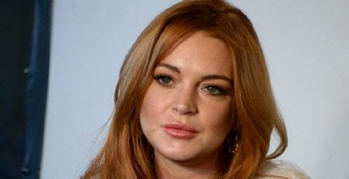 Ünlü oyuncu Lindsay Lohan ABD'ye dönmekten korkuyor
