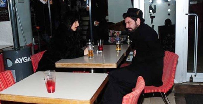 Rıza Esendemir'in yeni sevgilisi objektiflere takıldı