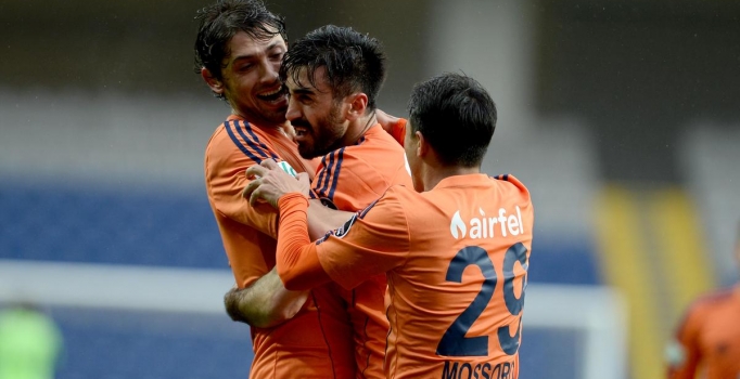 Başakşehir 3 puanı 3 golle aldı